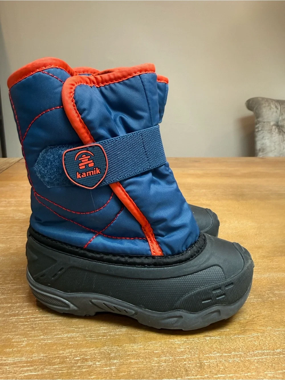 Kids' Snowbug 5 Waterproof Faux Fur Lined Boot Blue Neon Orange Black Sz 10